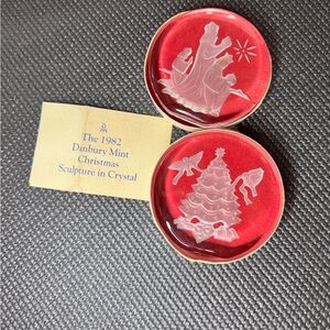 Vtg 1980-1982 Danbury Mint Christmas Crystal Sculpture